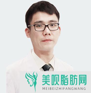 唐山拜博口腔门诊部李勇明