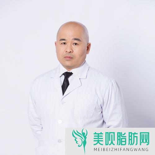 “阜阳爱牙口腔门诊部张士彬”